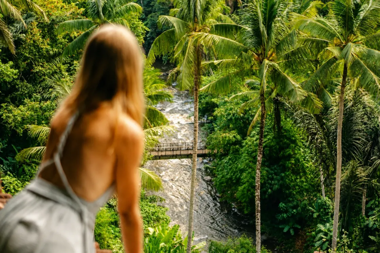 Guest overlooking the Ayung River and jungle from River Song