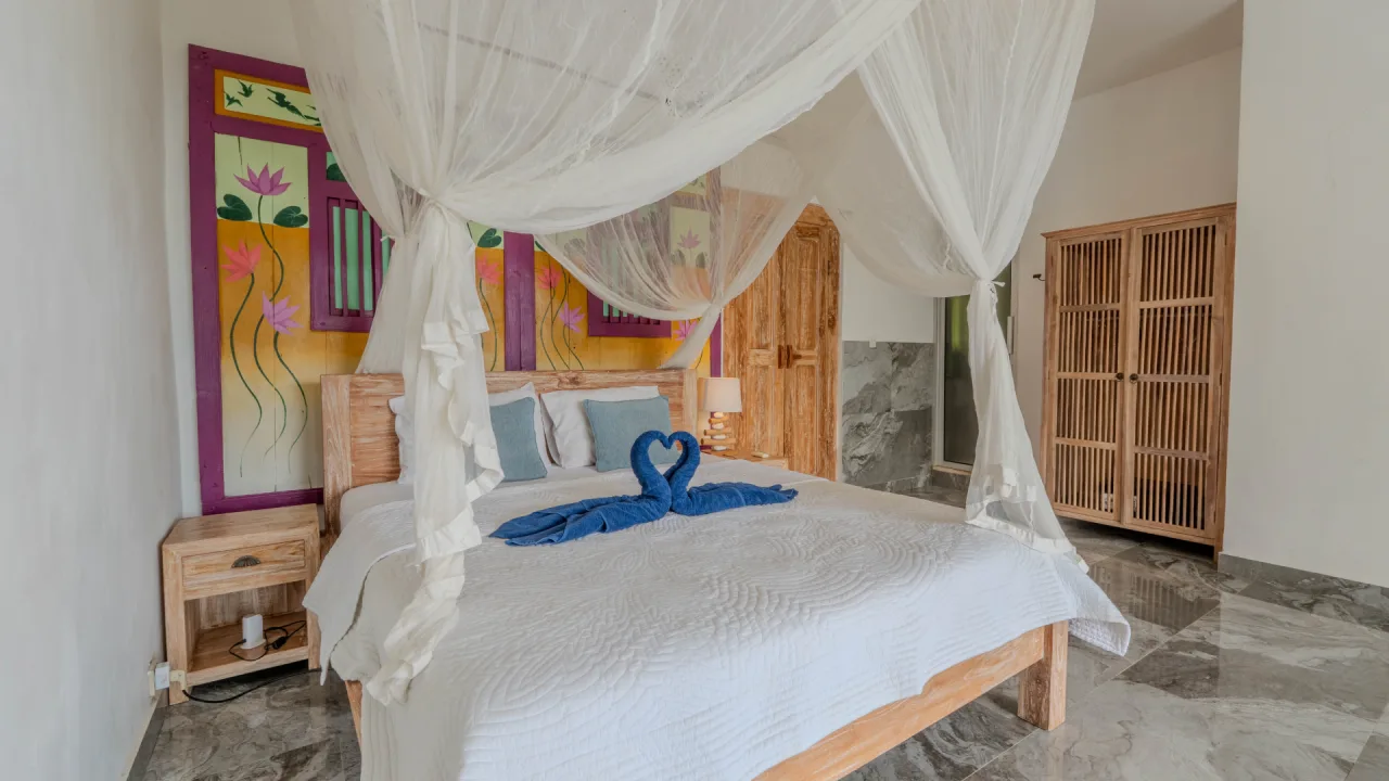 Room 4A — Canopy Room at River Song Bali